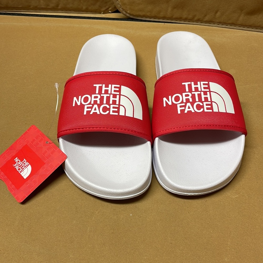 The North Face BaseCamp Slidelll - Picture 1 of 9